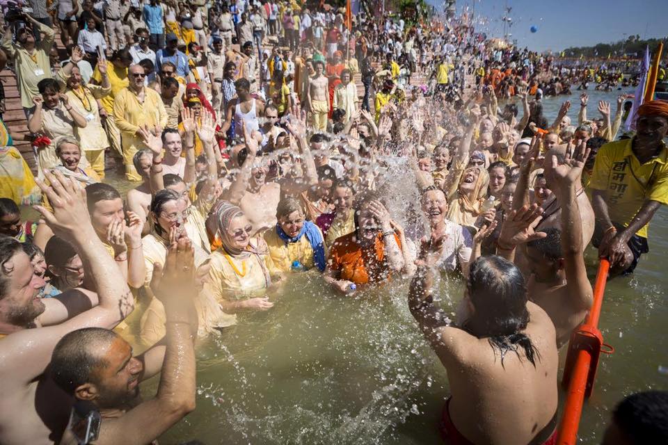 First Purnima Shahi Snaan at Kumbha Mela